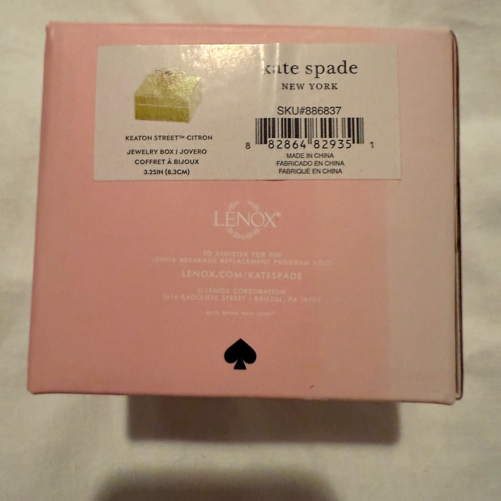 NIB Kate Spade Keaton Jewelry Box - Picture 6 of 6